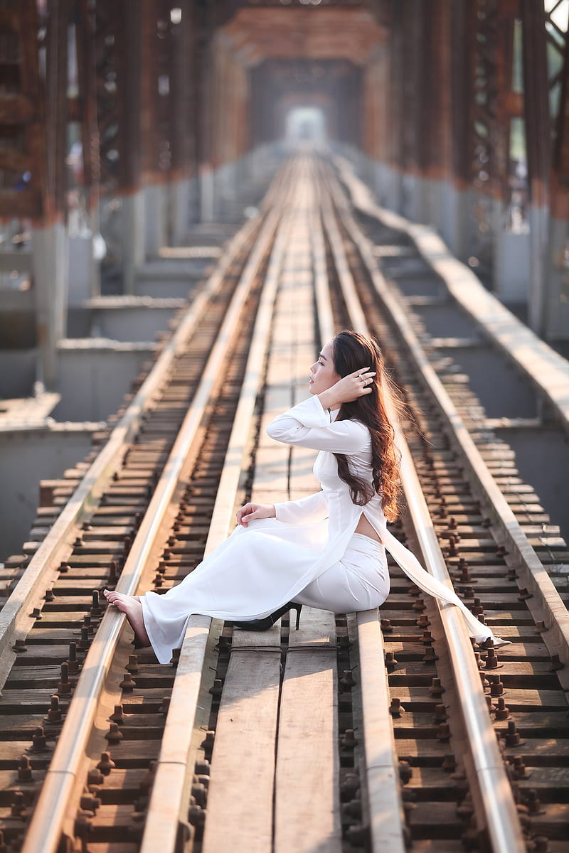 women, áo dài, white dress, railway, vietnamese, depth of field, Asian, HD phone wallpaper