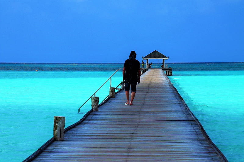 Maldives, Bridge, Man, Pier, Ocean, Relaxing, HD wallpaper