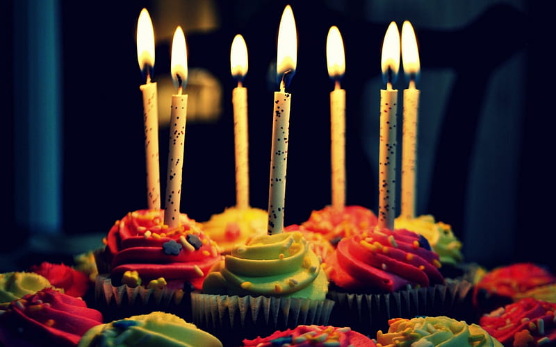 Birtay, burning candles, cupcakes, evening, birtay cake, congratulations, HD wallpaper