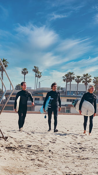 3 Women and 2 Men Standing on Beach, HD wallpaper | Peakpx