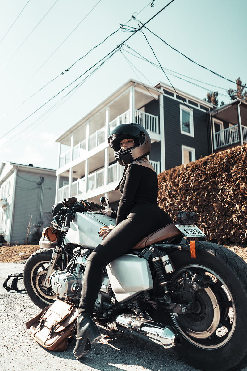 Mujeres, mujeres con motocicletas, motocicleta, Fondo de pantalla de  teléfono HD | Peakpx