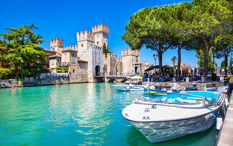 Lake Garda, Scaliger Castle, lake Garda, boats, summer, Italy, HD wallpaper