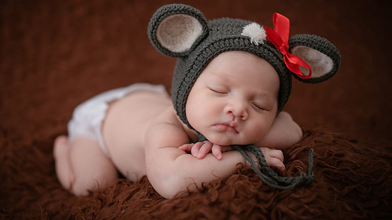 Cute Baby Child Is Sleeping On Brown Fur Cloth Wearing Woolen Knitted Cap Bowknot Cute, HD wallpaper
