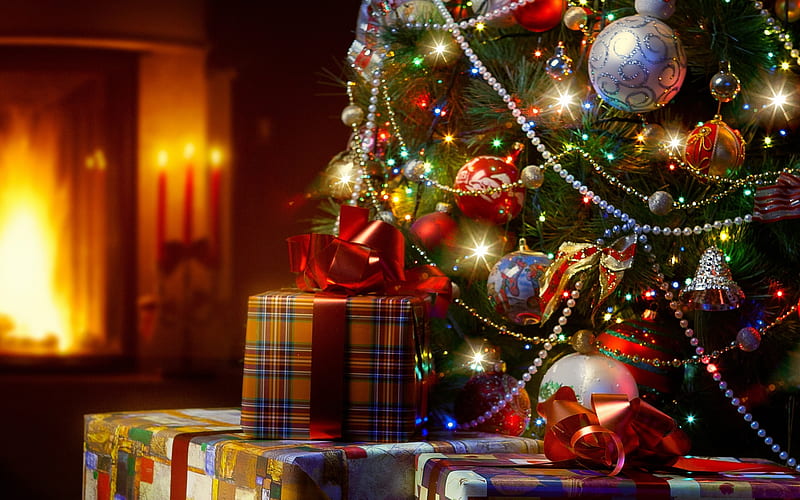 CHRISTMAS TREE, COLORS, CANDLES, GIFTS, ORNAMENTS, HD wallpaper | Peakpx