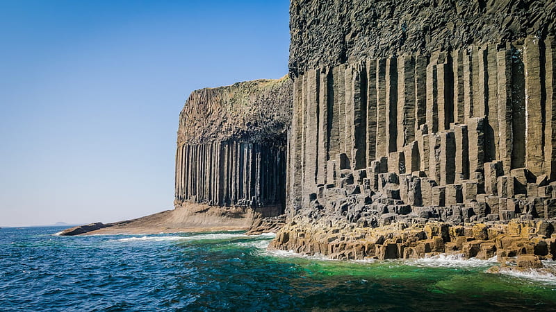 Isle of Staffa, Scotland, beach, rocks, water, cliffs, ocean, basalt columns, sea, HD wallpaper