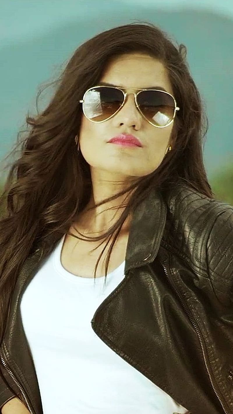 Kaur B, Heroin, Singer, Kaur, Punjabi, HD Phone Wallpaper | Peakpx