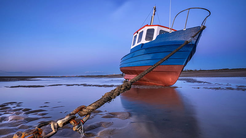 Blue Sky and Fishing Boat Trapped By An Anchor Caught On A Rope Nature, HD wallpaper