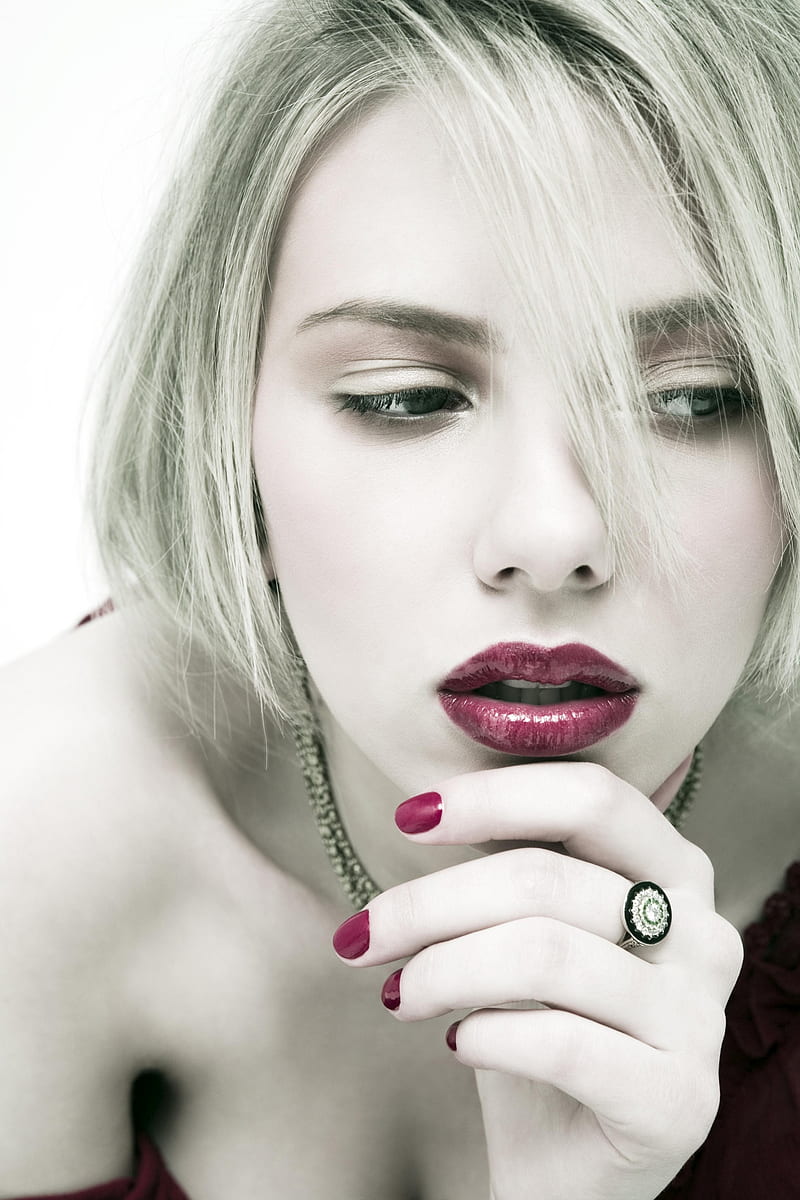 Scarlett Johansson, blonde, actress, women, red lipstick, simple background, painted nails, HD phone wallpaper