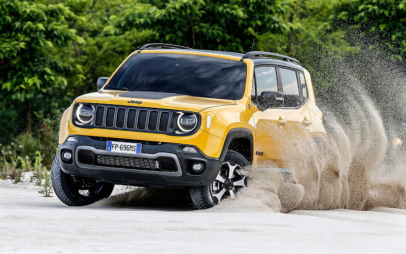 Jeep Renegade Trailhawk 2018 Yellow Suv Front View Exterior Beach Driving Through The Sand Hd Wallpaper Peakpx