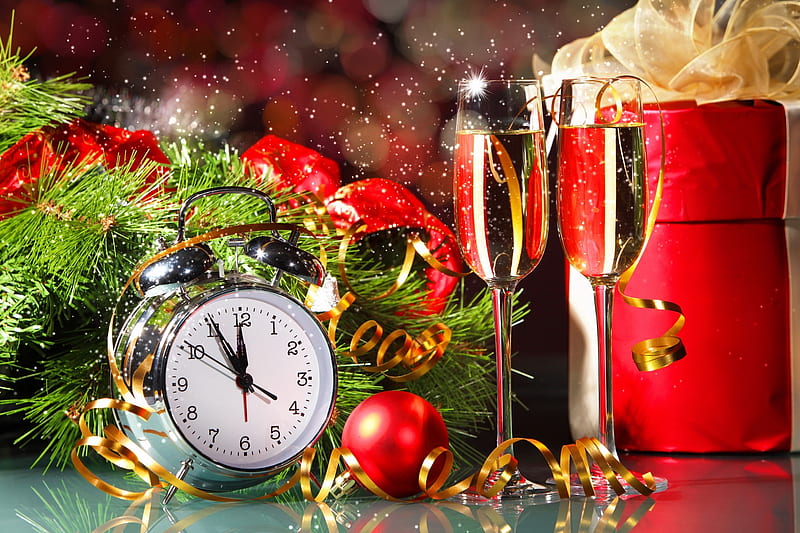 Midnight new year's eve, pretty, christmas, holiday, decoration, wine, clock, bonito, new year, midnight, mood, eve, winter, cheers, arrangement, champagne, HD wallpaper