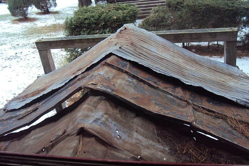 Tin Roof.........rusty, rusty, tin, brown, cold, HD wallpaper