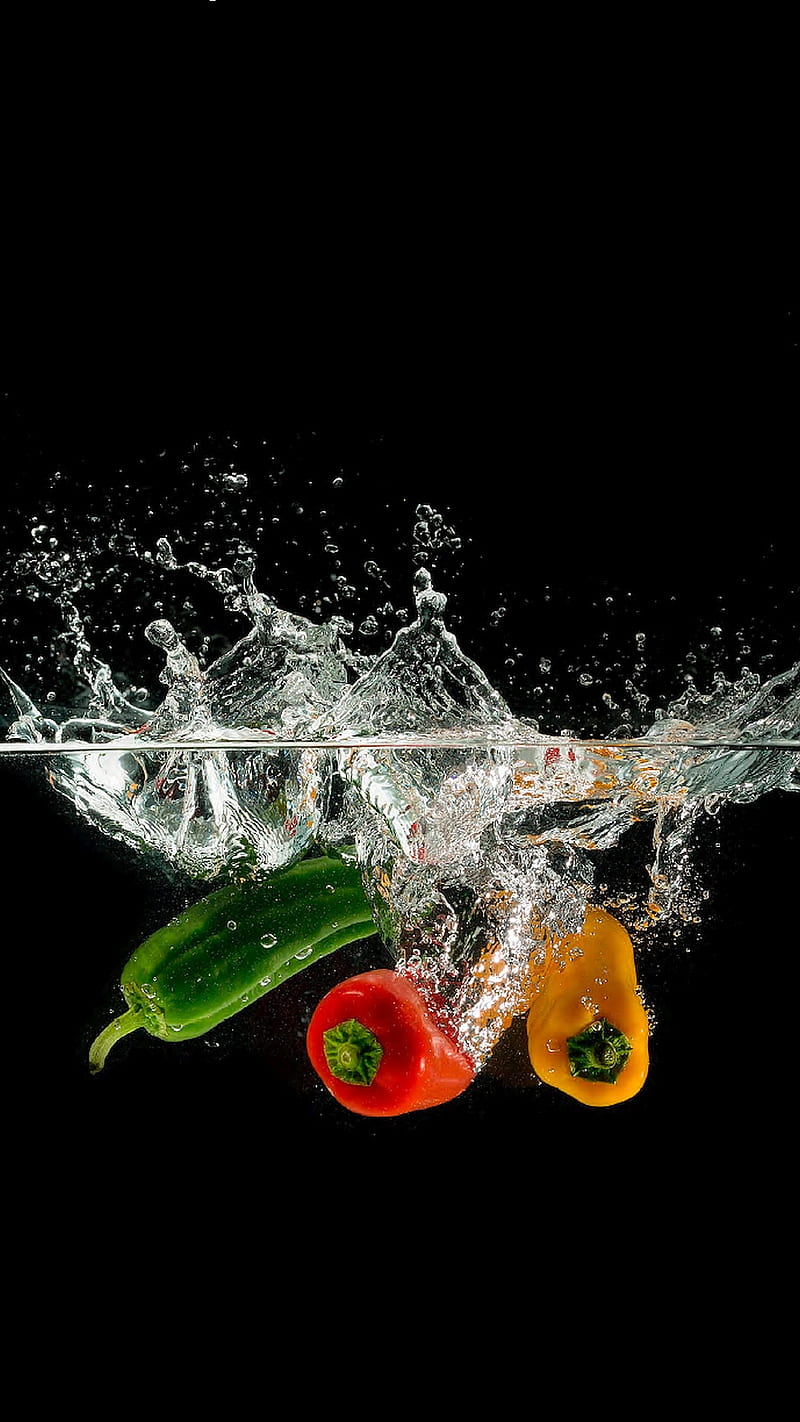 Fresh, clean, dark, green, orange, peppers, red, splash, wash, water, HD phone wallpaper