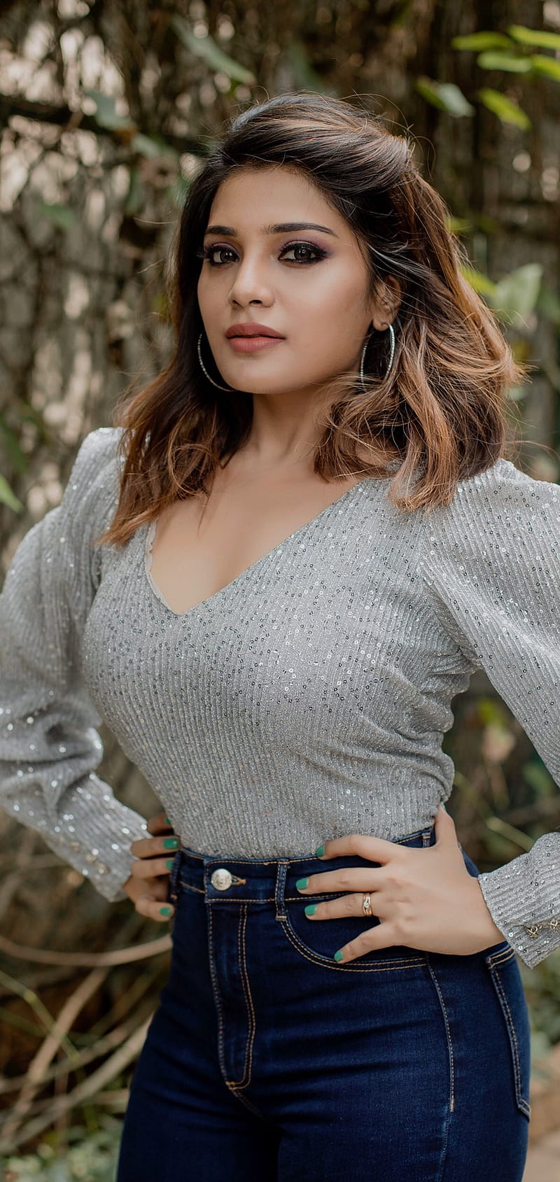Aathmika, actress, athmika, model, HD phone wallpaper