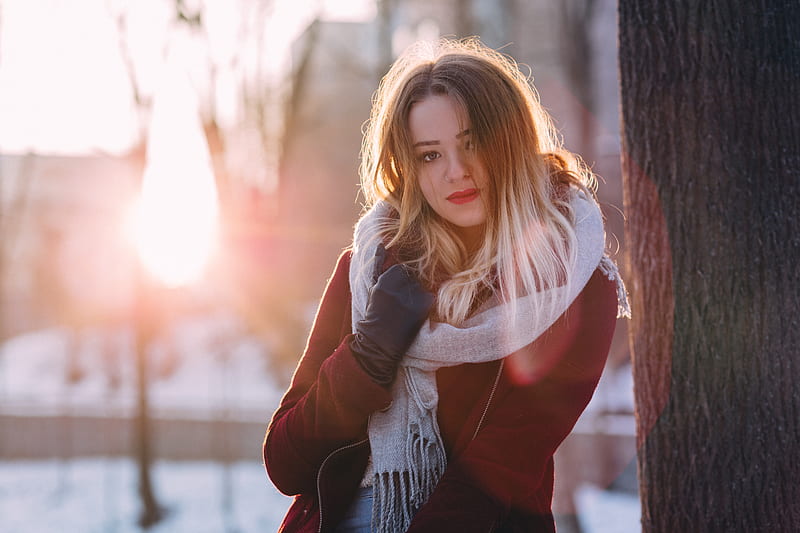 Woman Leaning On Tree Hd Wallpaper Peakpx