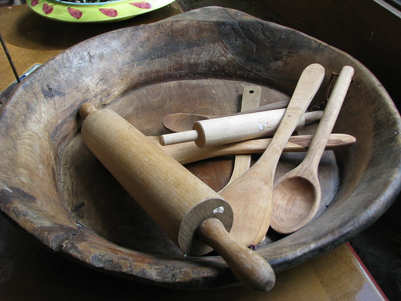 Wooden kitchen utensils, wood bowl, kitchen, wood spoon, wooden utensils, HD wallpaper