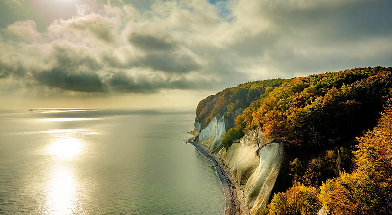 Chalk Cliffs dropping to the Baltic Sea,... Ultra, Seasons, Autumn, Landscape, Trees, Island, Germany, Fall, Place, Coast, Cliff, Coastline, panoramic view, Autumnal, Baltic Sea, Rugen, Rugen Island, Ernst Moritz view, Island of Ruegen, Chalk cliffs, Mecklenburg-Western Pomerania, Jasmund National Park, Steep coast, abruptly, HD wallpaper