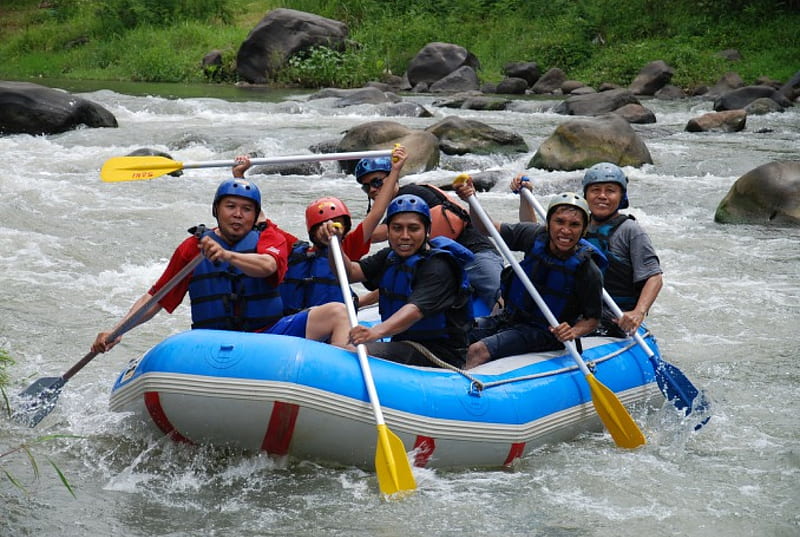 Ello Rafting Adventure in Central Java Indonesia, We can swimming and fishing in this river, Magelang in Central Java Indonesia, Ello rafting located in Ello River Magelang, This adventure for all age not dangerous, HD wallpaper