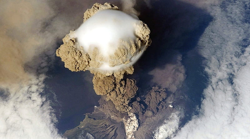 Aerial of Erupting Volcano, Mountains, Volcanoes, Clouds, Eruptions, Nature, Ash, HD wallpaper