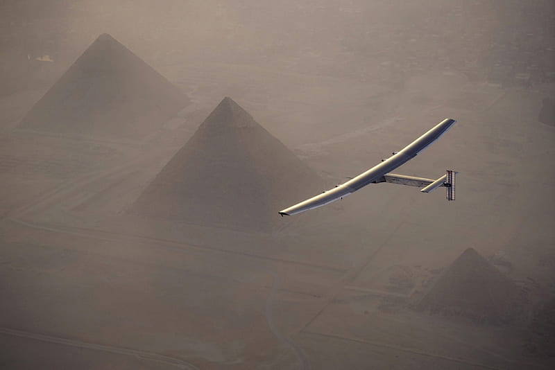 Solar Impulse 2 flies over the pyramids, Pyramids, Aircraft, Egypt, Solar powered, Solar Impulse 2, HD wallpaper