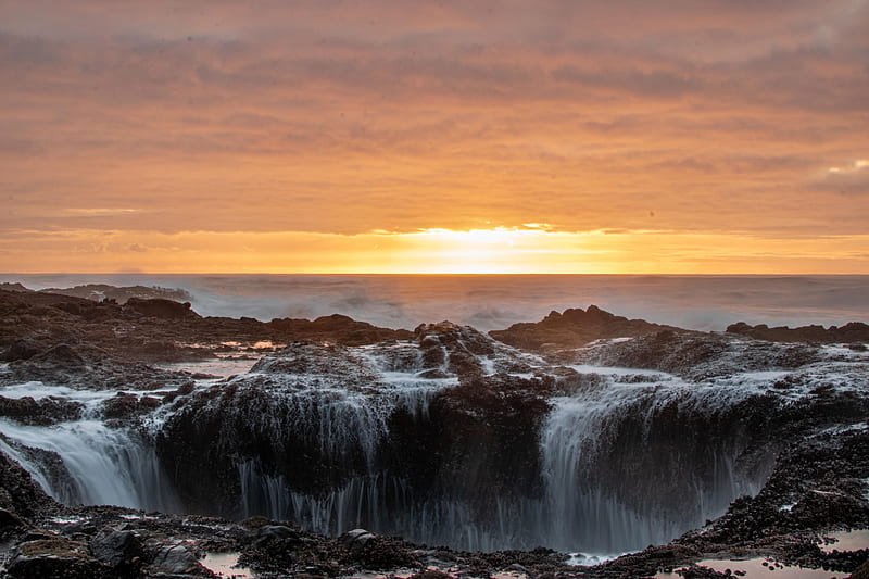 Thor’s Well, Oregon, rocks, water, usa, colors, sky, clouds, sea, landscape, HD wallpaper