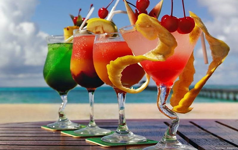 A BIT OF ZEST FOR A HOT DAY, fruit, beach, colourful, glasses, cool drinks, cocktails, poolside, friends, HD wallpaper