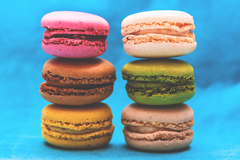 six assorted-color macaroons formation, HD wallpaper