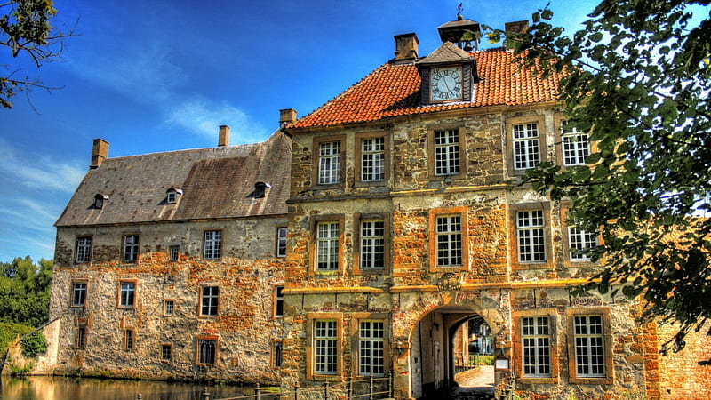 lovely tatenhausen castle in germany, pond, archway, clock, castle, HD wallpaper