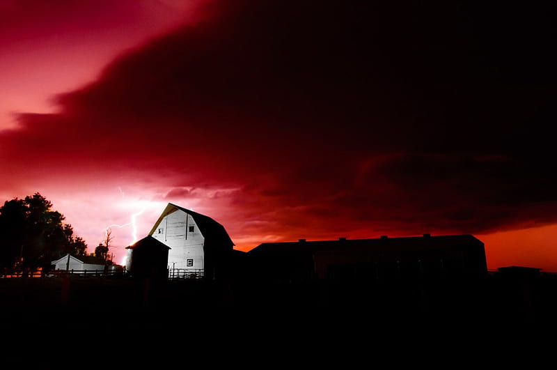 Farm lighting, red, amazing, house, lighting, cottage, wind, bonito, sky, storm, darkness, evening, light, night, HD wallpaper