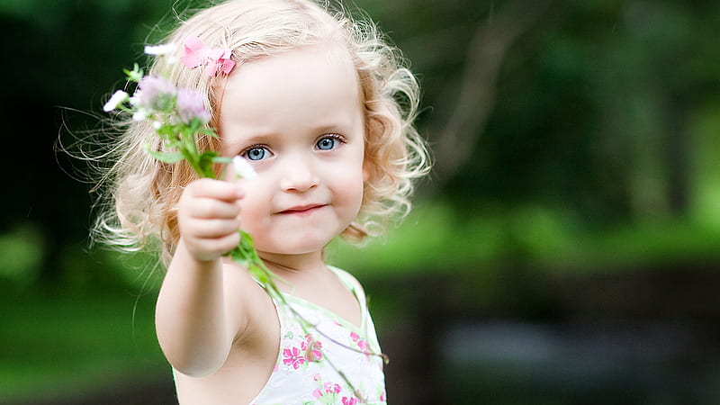 Beautiful Cute Grey Eyes Little Girl With Flowers Is Wearing Pink Flowers Printed Dress Cute, HD wallpaper