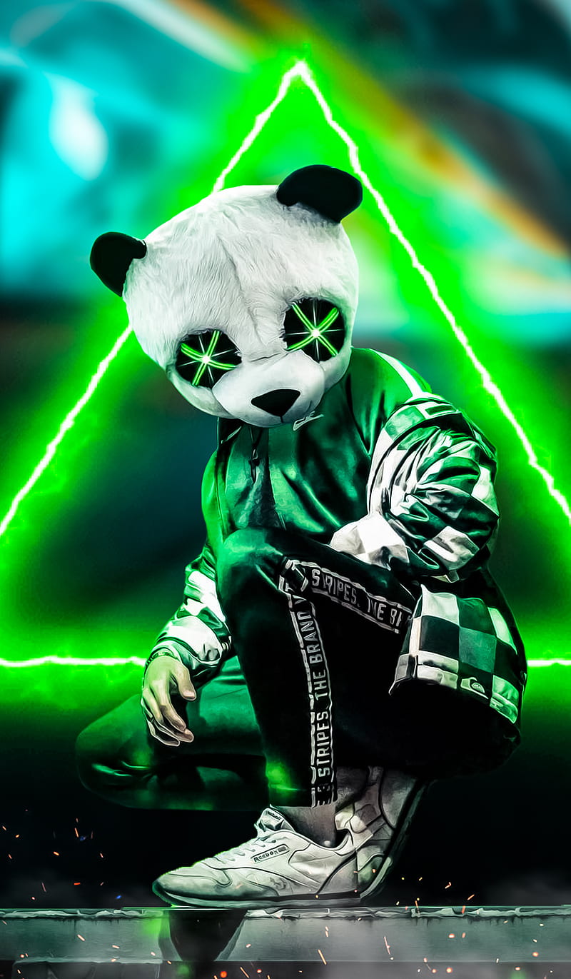 PANDA MASKED MAN , green, light, mask, spark, triangle, HD phone wallpaper