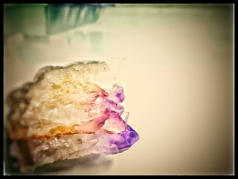 Amethyst Crystal, bonito, benefits, healing, meditation, nature, rear stone, royal, soul healer, super, violet crystal, HD wallpaper