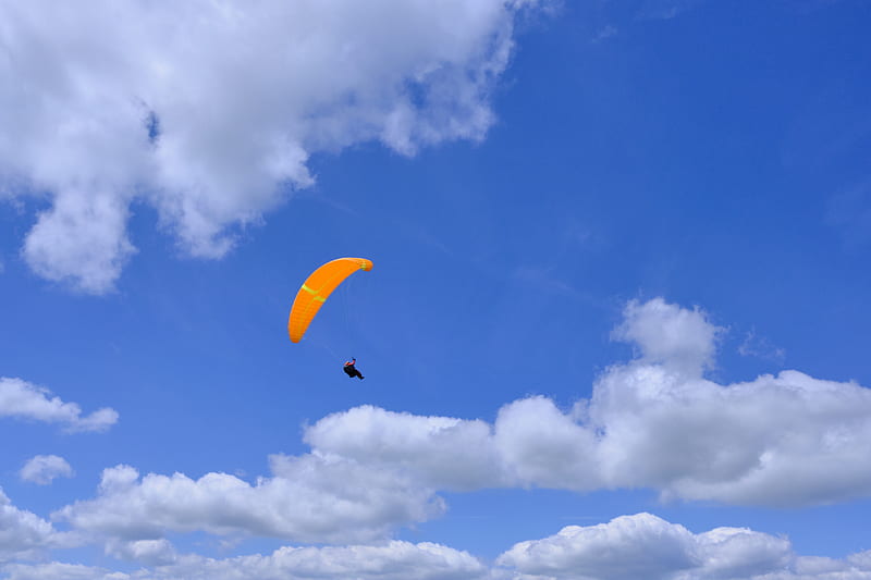 parachutist, parachute, sky, clouds, HD wallpaper
