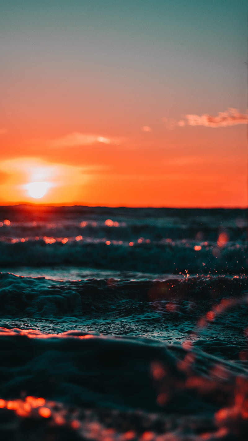 Sea at dawn , sunlight, nature, sun set, sky, HD phone wallpaper