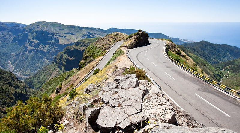 alpine road in summer, curve, rocks, road, mountains, HD wallpaper