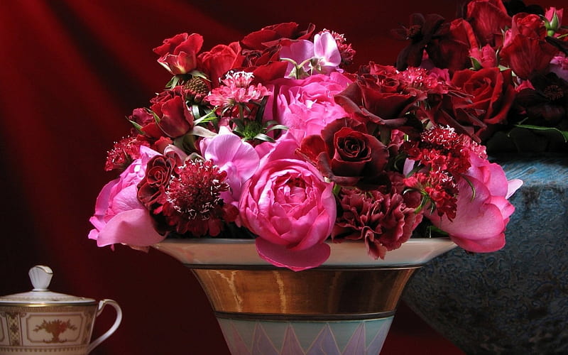 Flowers, red, still life, blossoms, vase, roses, pink, porcelain, HD wallpaper