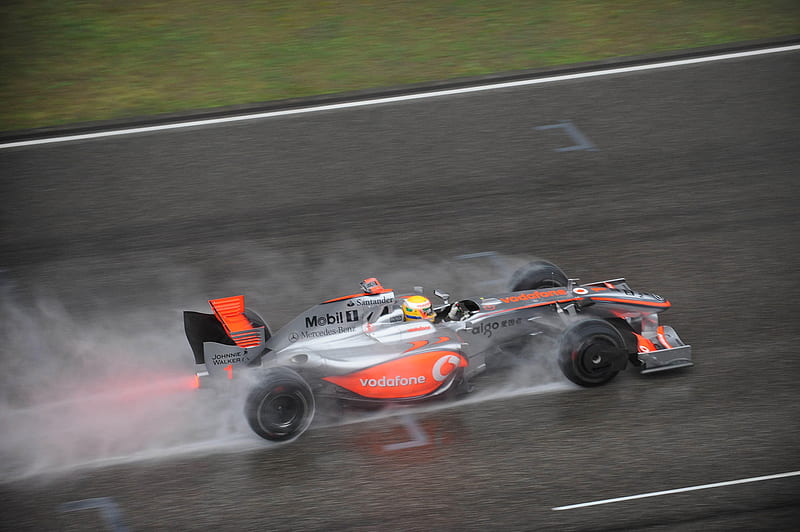 Lewis Hamilton, amazing speed, f1, china gp, fast cars, HD wallpaper