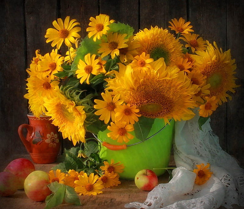 Yellow bright, colorful, fruits, yellow, bonito, still life, green, bright, flowers, ceramics, fresh, apples, colors, sunflower, freshness, cup, garden, nature, HD wallpaper