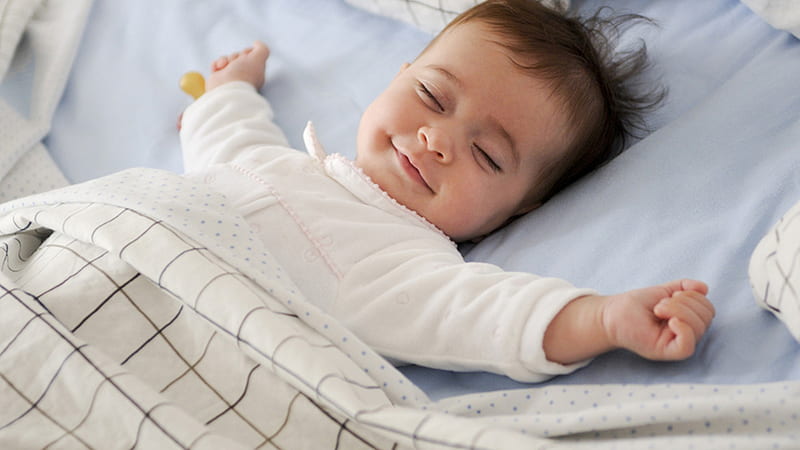 Beautiful Baby Is Sleeping With Cute Smile Cute, HD wallpaper
