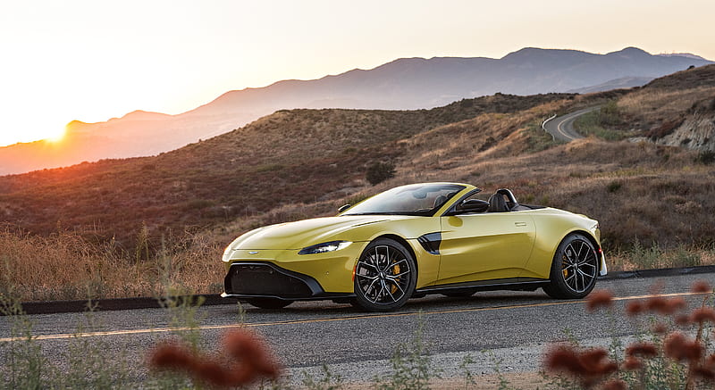 2021 Aston Martin Vantage Roadster (Color: Yellow Tang; US-Spec) - Front Three-Quarter , car, HD wallpaper 2021 Aston Martin Vantage Roadster (Color: Yellow Tang; US-Spec) - Front Three-Quarter , car, HD wallpaper