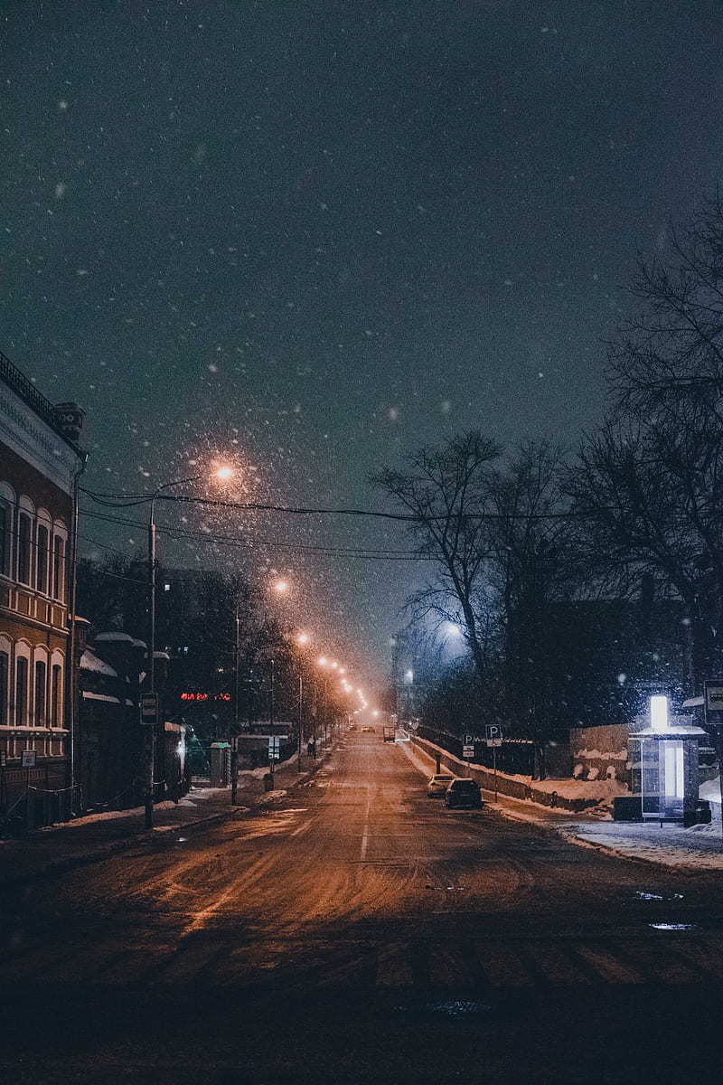 night city, road, snowfall, winter, twilight, HD phone wallpaper