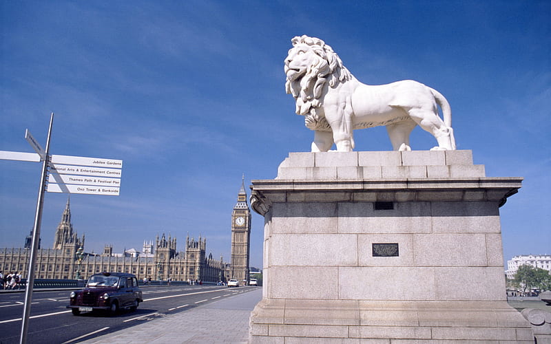 Big Ben near the lion statue-London graphy, HD wallpaper