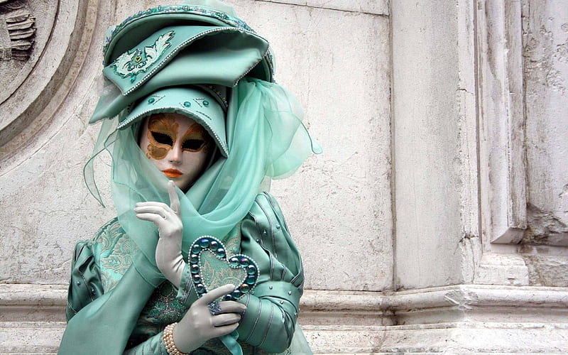 Venice Carnival, valentine, venice, woman, hat, masquerade, carnival, girl, green, heart, scarf, day, mask, blue, HD wallpaper