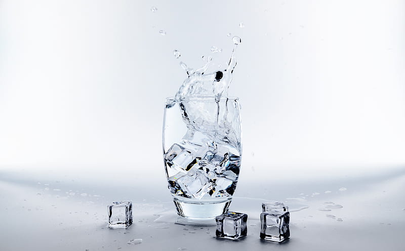 Glass of Water with Ice Cubes Ultra, Elements, Water, Cold, Glass, drink, refreshing, aesthetic, icecubes, HD wallpaper