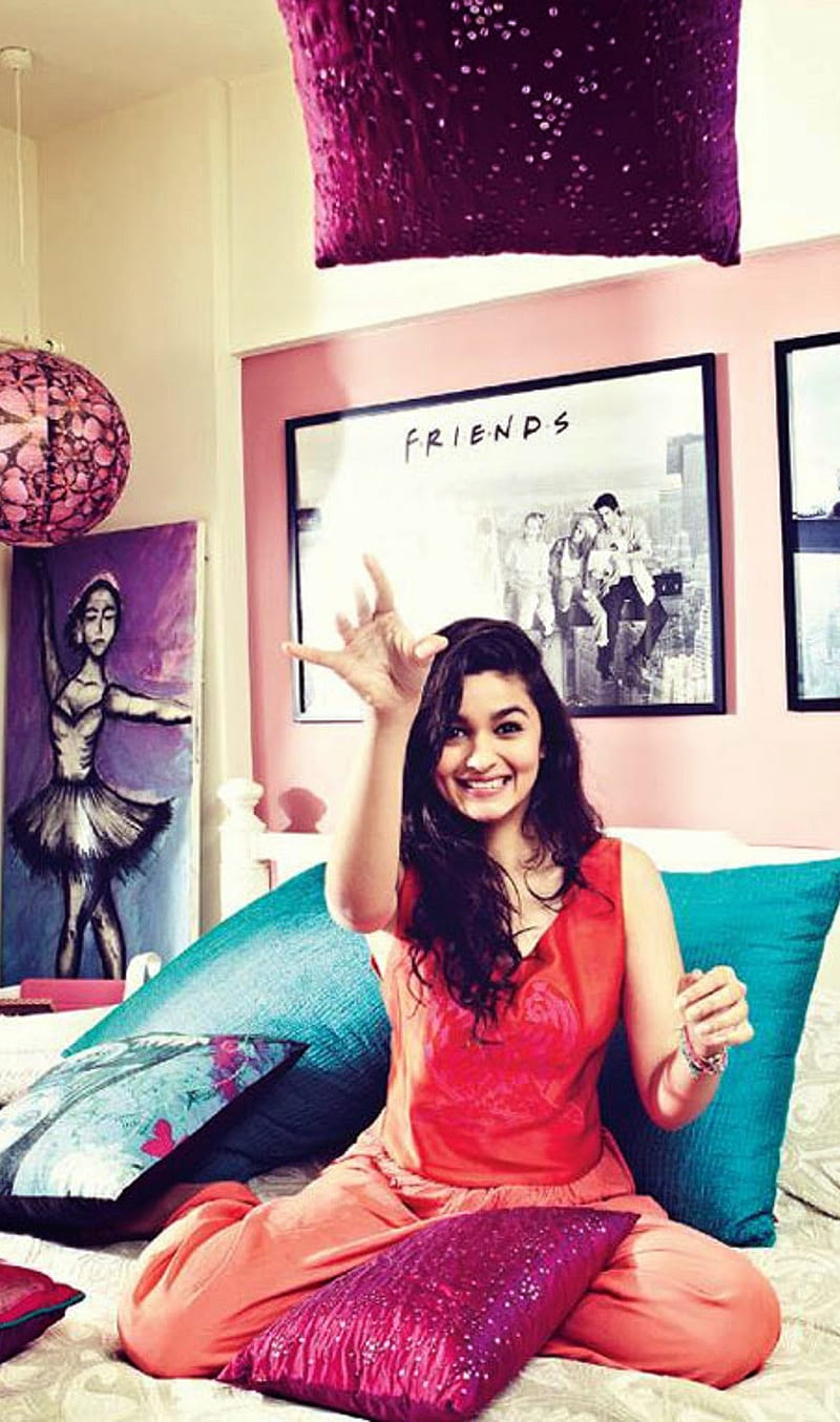Smiling Alia, alia bhatt, bollywood, cute, indian, mvie, HD phone wallpaper