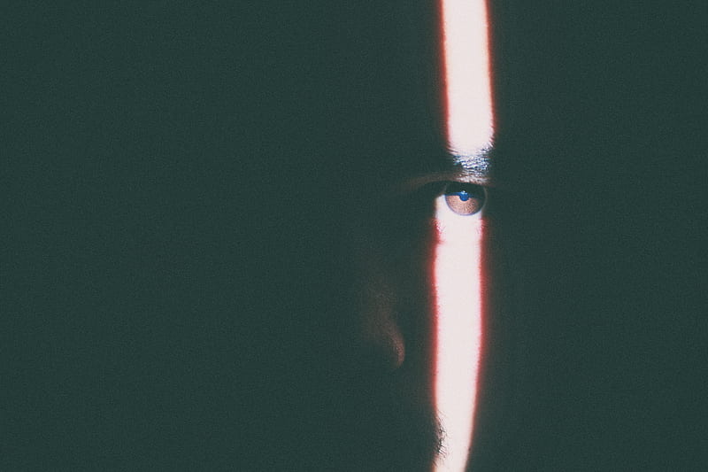 Man's eye lighted by the sunlight, HD wallpaper | Peakpx