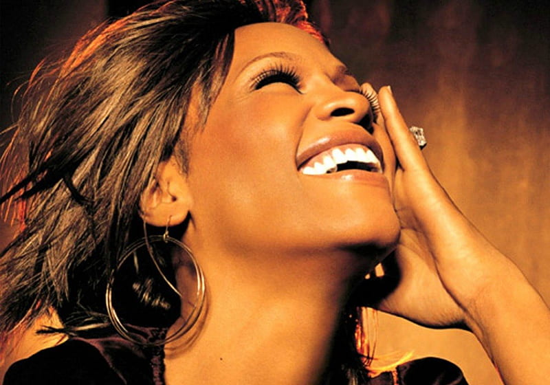 Whitney Houston, artist, music, black, smile, woman, singer, happy, girl, actress, beauty, skin, ring, HD wallpaper
