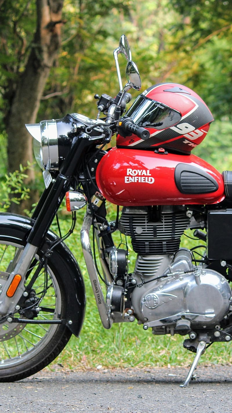 Royal Enfield Live, Redditch Red Classic 350, redditch red, classic 350, bike, HD phone wallpaper