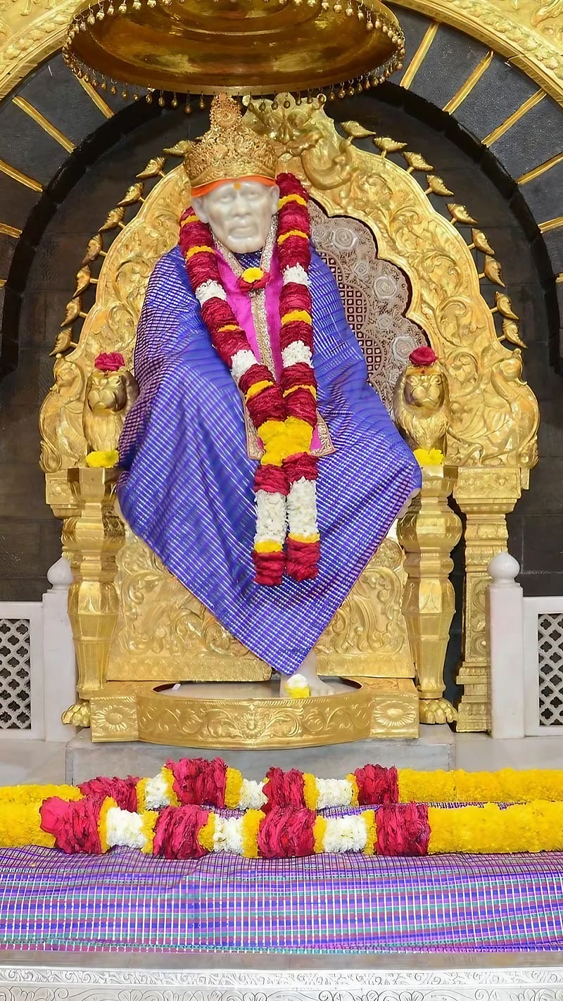 shirdi sai baba golden throne photos