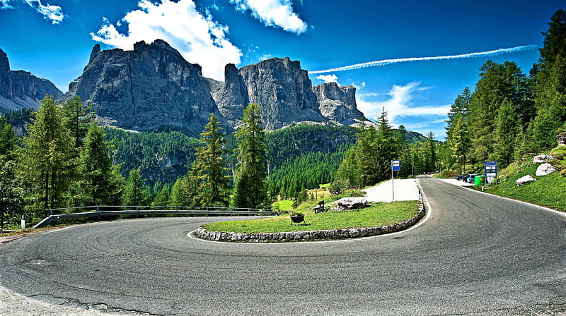 Passo Gardena_(Italy), Alps, Alpine hut, Italia, grass, Italy, Architecture, valley, Nature, Trees, nice, View, green, Landscapes, path, beauty, scenery, road, light, street, night, hills, forest, monumet, colors, sky, Panorama, Mountains, Clouds, Snow, HD wallpaper
