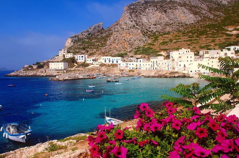 Sicily-Italy, rocks, shore, Sicily, view, town, bonito, sea, beach, boats, summer, flowers, village, italy, coast, HD wallpaper